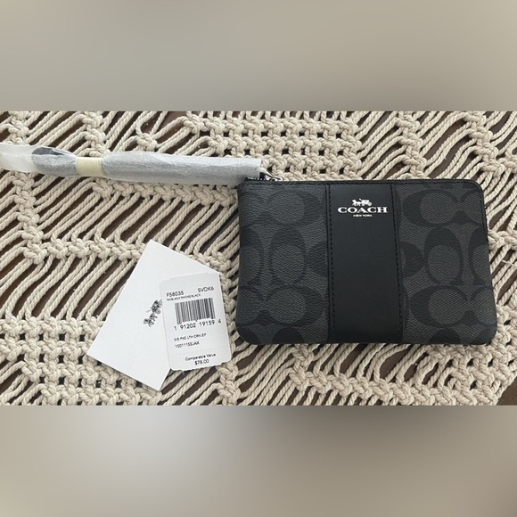 Coach Small Signature Leather Corner Zip Wristlet IM Silver Black F58035 - Picture 2 of 2